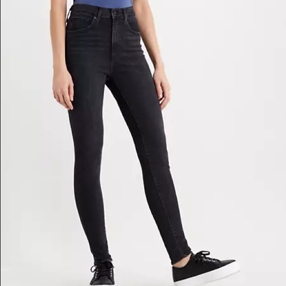 Levi’s Mile High Super Skinny in Washed Black - Picture 3 of 11